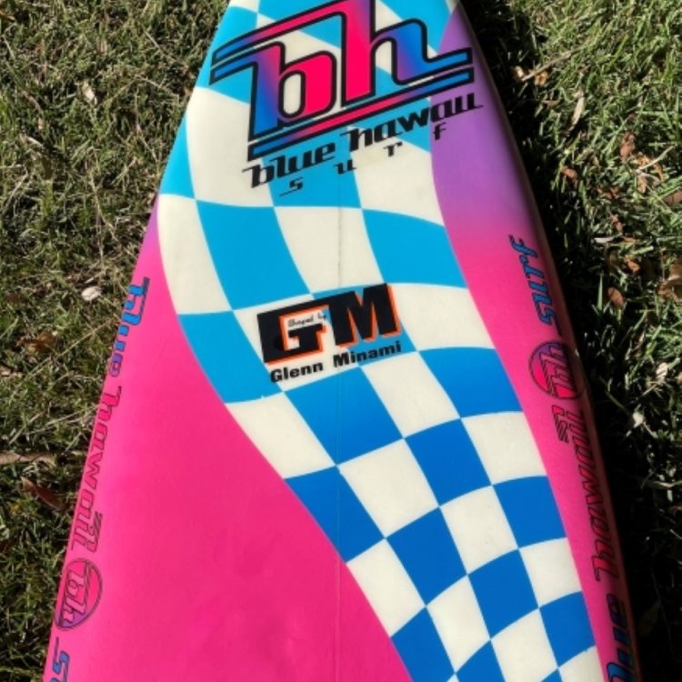 Blue Hawaii surfboard by Glenn Minami (1986) Vintage surfboards for