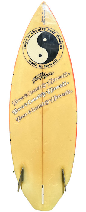 Town and Country (T&C) surfboard by Glenn Minami (1984) – Vintage