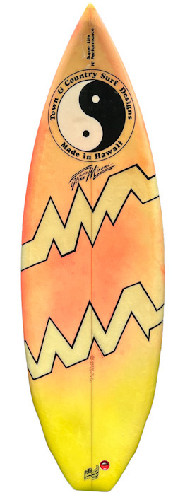 Town and Country (T&C) surfboard by Glenn Minami (1984) – Vintage