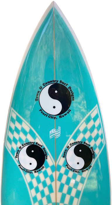 Town & Country (T&C) surfboard by Glenn Minami (1981) – Vintage